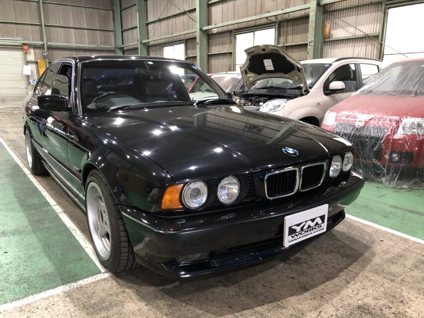 BMW 525iの車検 | 大阪府富田林市のH様
