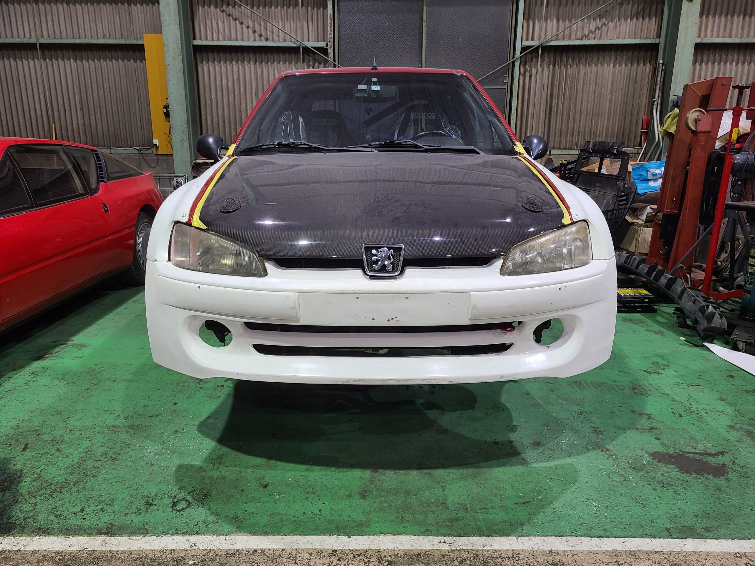 Peugeot 106MAXi(プジョー 106マキシ) 製作中 | YMワークス：欧州輸入 