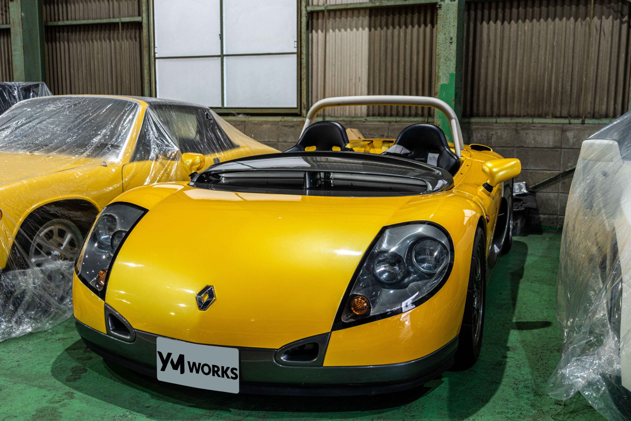 Renault Sport Spider（ルノースポールスピダー）の車検 | 兵庫県西宮市のK様