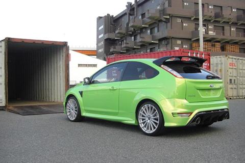 18台目の新車。FORD FOCUS RS MK2。