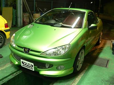 納車を待つ206CC S16改。