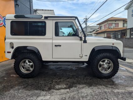 ランドローバー ディフェンダー90（Land Rover Defender90）の車検 | 大阪府大阪市のN様