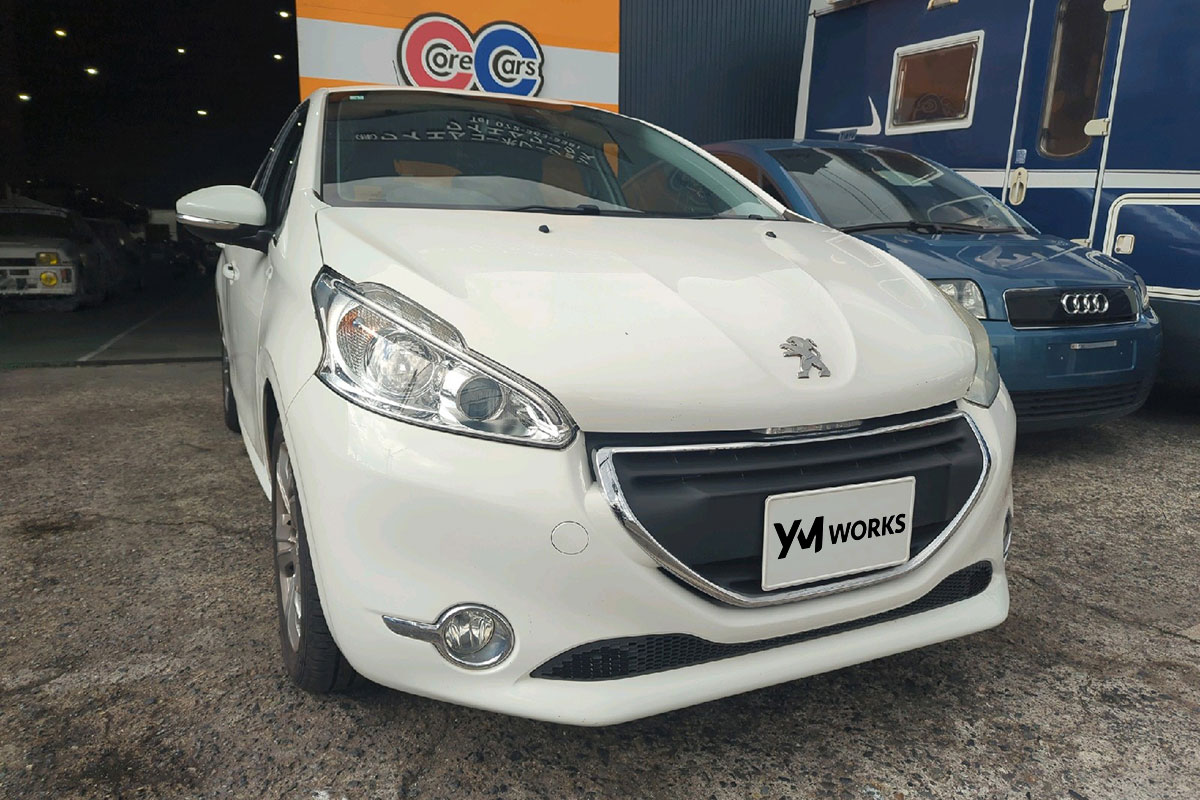 プジョー 208(PEUGEOT 208)の12ヶ月定期点検 | 大阪府堺市のF様