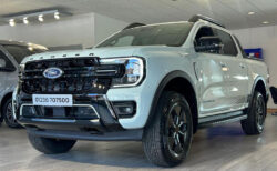 特選輸入車 Vol.702 フォード レンジャー ストームトラック プラグインハイブリッド（FORD RANGER STORMTRAK PHEV）｜イギリス新車販売