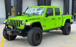 特選輸入車 Vol.706 ジープ グラディエーター ルビコン クルーキャブ 4x4（Jeep Gladiator Rubicon Crew Cab 4x4）｜限定カラーで存在感抜群のアメリカンピックアップ｜米国中古車販売