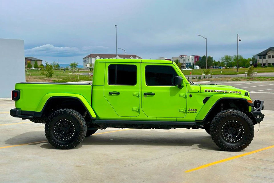 特選輸入車 Vol.706 ジープ グラディエーター ルビコン クルーキャブ 4x4(Jeep Gladiator Rubicon Crew Cab 4x4)|無骨で頼れるアメリカンピックアップ|米国中古車販売