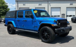 特選輸入車 Vol.707 ジープ グラディエーター ウィリス クルーキャブ 4×4（JEEP Gladiator Willys Crew Cab 4×4）| キャノピー装備の本格オフローダー｜米国中古車販売