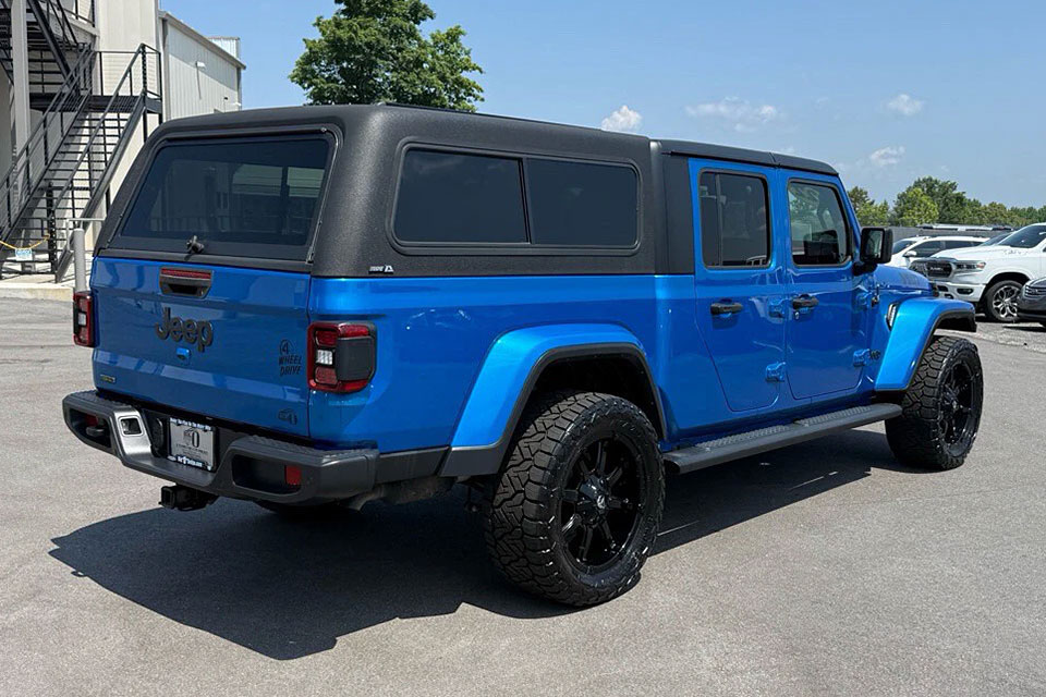 特選輸入車 Vol.707 ジープ グラディエーター ウィリス クルーキャブ 4x4(JEEP Gladiator Willys Crew Cab 4x4)| キャノピー装備の本格オフローダー|米国中古車販売