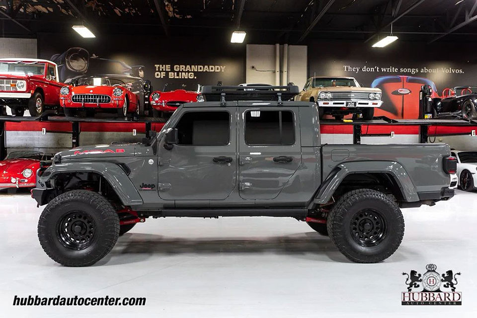 特選輸入車 Vol.708 ジープ グラディエーター スポーツ クルーキャブ 4x4(Jeep Gladiator Sport Crew Cab 4x4)|本格カスタム多数のピックアップ|米国中古車販売