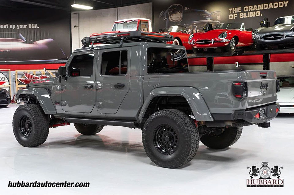 特選輸入車 Vol.708 ジープ グラディエーター スポーツ クルーキャブ 4x4(Jeep Gladiator Sport Crew Cab 4x4)|本格カスタム多数のピックアップ|米国中古車販売