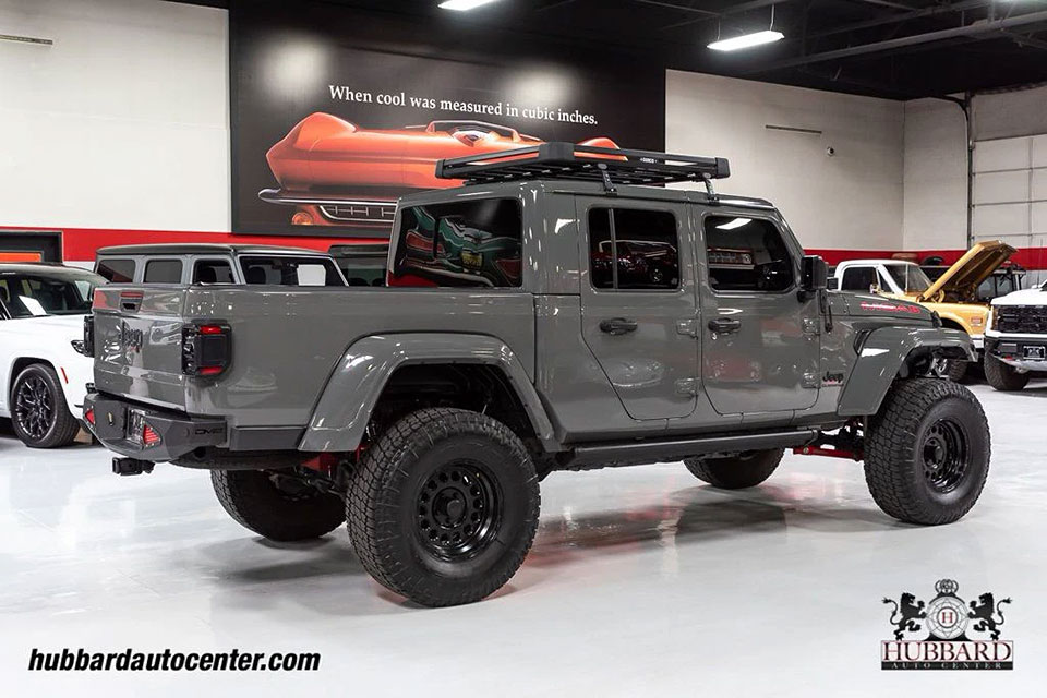 特選輸入車 Vol.708 ジープ グラディエーター スポーツ クルーキャブ 4x4(Jeep Gladiator Sport Crew Cab 4x4)|本格カスタム多数のピックアップ|米国中古車販売
