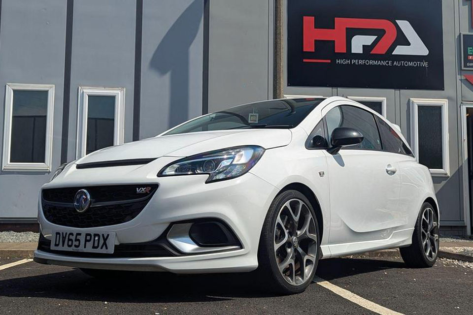 特選輸入車 Vol.711 ボクスホール コルサ 1.6i ターボ VXR(Vauxhall Corsa 1.6i Turbo VXR) | ニュルで鍛えられたホンモノ!|イギリス中古車販売