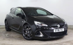 特選輸入車 Vol.712 ボクスホール アストラ GTC 2.0T VXR（Vauxhall Astra GTC 2.0T VXR） | 実はサーキットも得意！ 大人のグランドツアラー｜イギリス中古車販売
