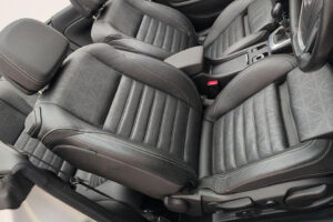 特選輸入車 Vol.714 ボクスホール カスケーダ 1.4i ターボ エリート 6MT（Vauxhall Cascada 1.4 Turbo Elite 6MT） | お洒落で実用的な4シーターカブリオレ｜イギリス中古車販売