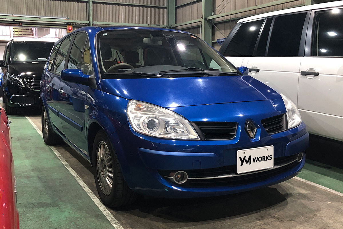 ルノー グランセニック(Renault Grand Scenic)のタイヤ交換 | 大阪府南河内郡のM様
