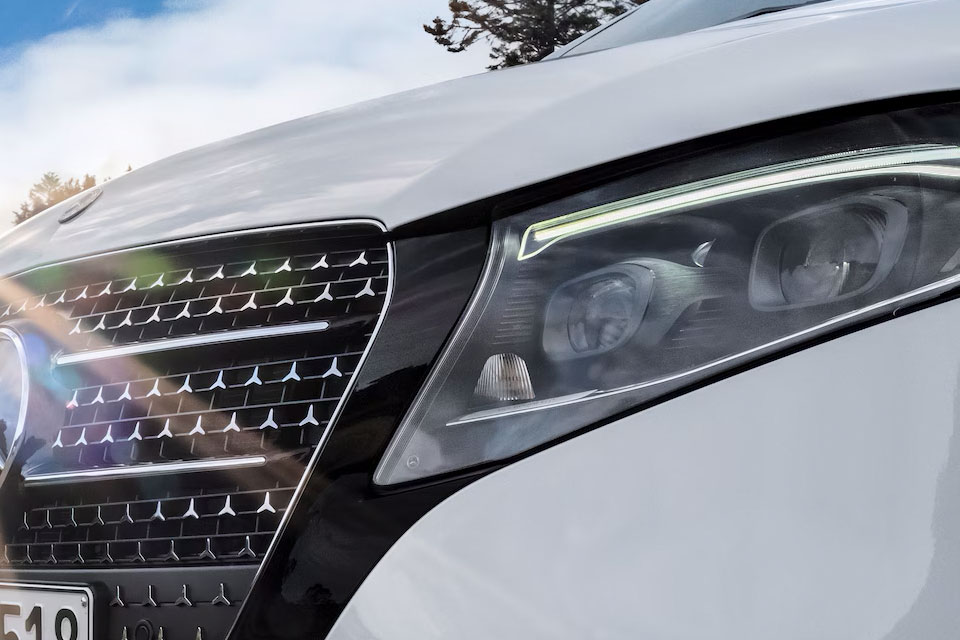 メルセデス・ベンツ V300d マルコ ポーロ プレミアム プラス