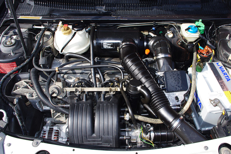 エンジンルーム