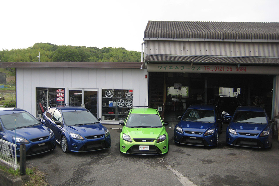 フォーカスRS Mk2 は累計21 台を販売。ワイエムワークスならではの一枚