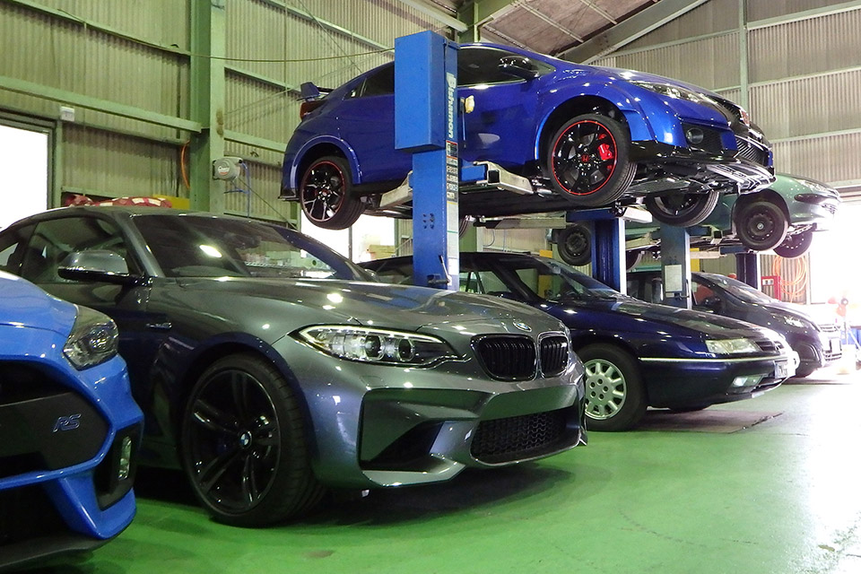 近畿運輸局認証工場併設です