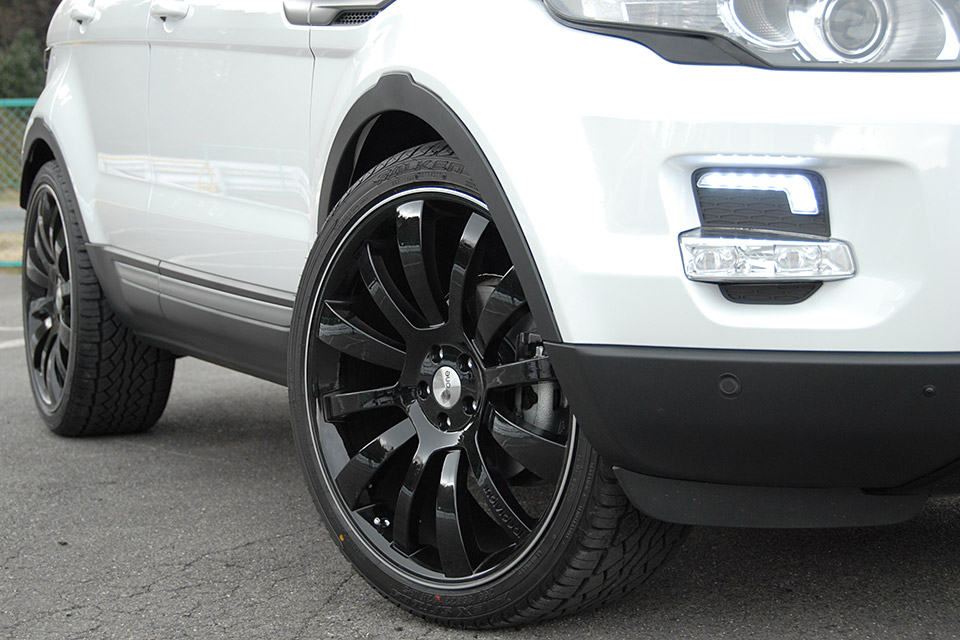 22インチブラックホイールをツライチセッティングでローダウン