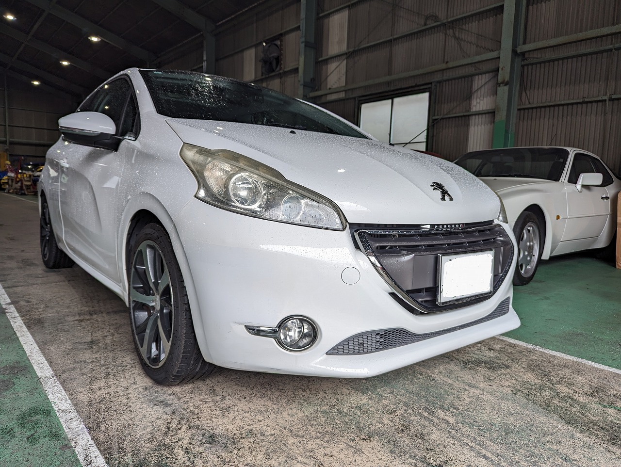 車検・整備】Vol.17 プジョー 208（Peugeot 208）大阪府堺市のF様