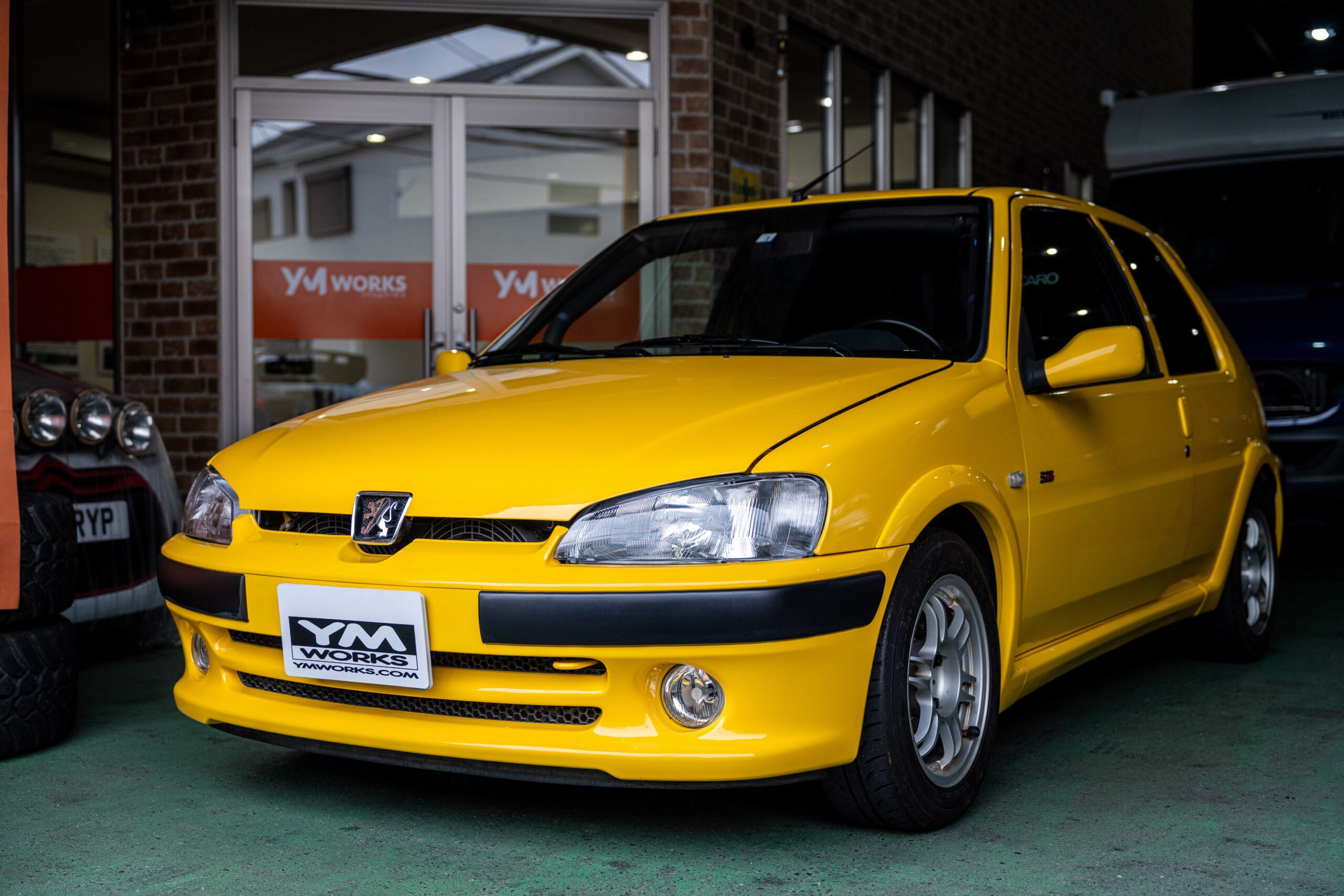 プジョー106S16（Peugeot 106S16）のフルレストアと板金塗装｜兵庫県