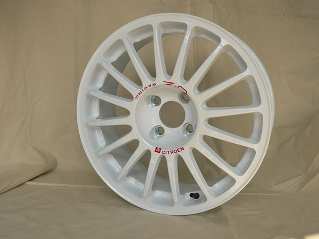 CITROEN SPORT / OZ Racing Superturismo Compe 7.0Jx17 ET26 C4 Coupe、C2用軽量ホイール