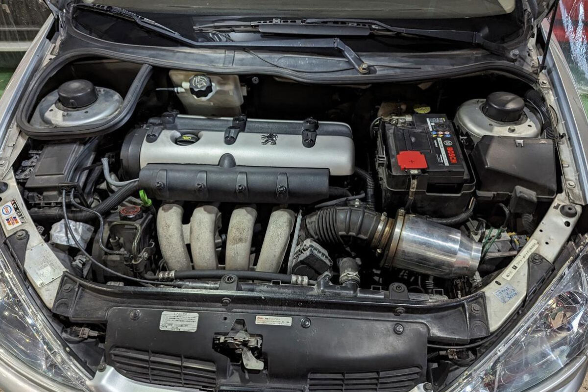 在庫車特別販売 プジョー 206RC（PEUGEOT 206RC）正規輸入車 左ハンドル｜最後のNAエンジン搭載スポーツプジョー