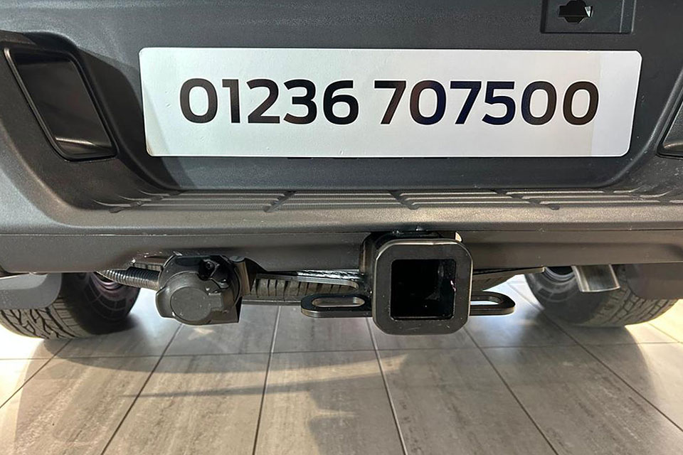 特選輸入車 Vol.702 フォード レンジャー ストームトラック プラグインハイブリッド（FORD RANGER STORMTRAK PHEV）｜イギリス新車販売