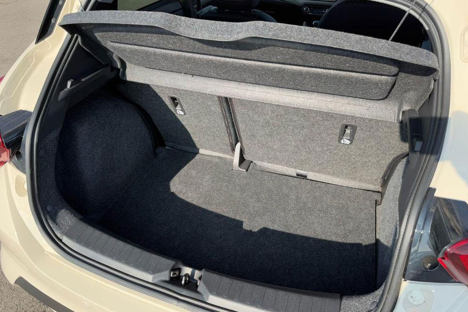 【初校済】特選輸入車 Vol.701 日産 マイクラ 0.9 IG-T テクナ（NISSAN Micra 0.9 IG-T Tekna）｜イギリス中古車販売