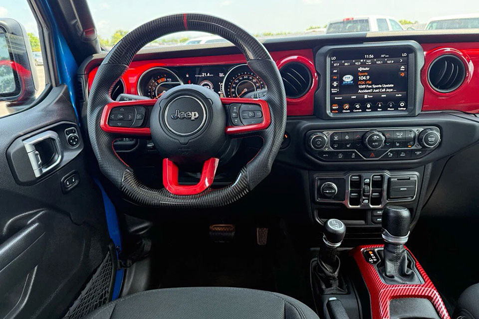 特選輸入車 Vol.707 ジープ グラディエーター ウィリス クルーキャブ 4x4（JEEP Gladiator Willys Crew Cab 4x4）| キャノピー装備の本格オフローダー｜米国中古車販売