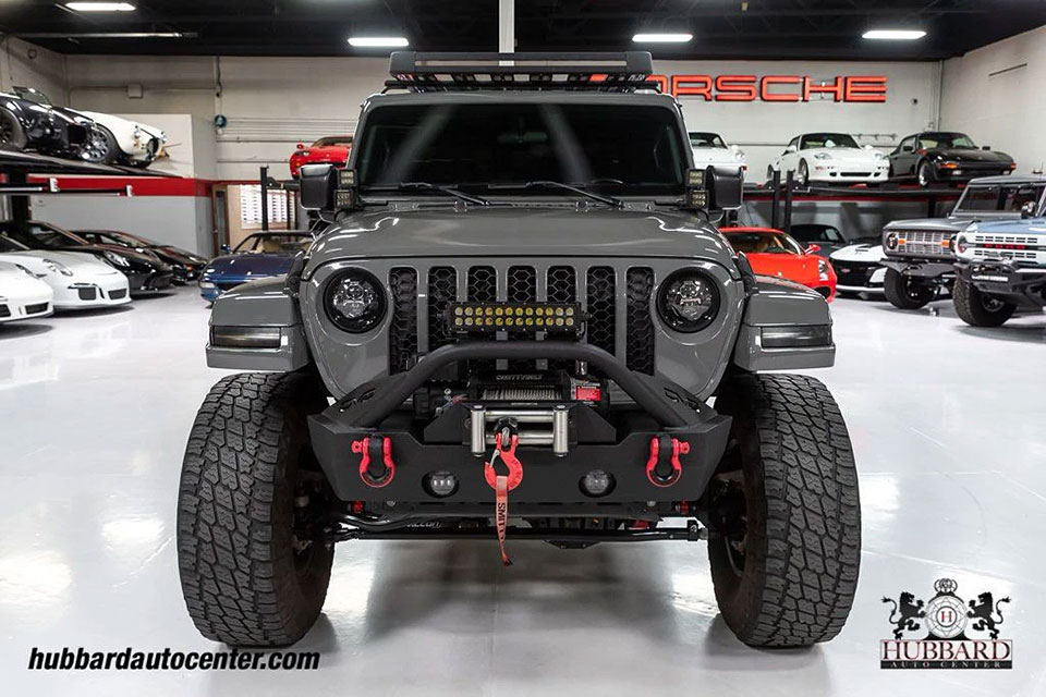 特選輸入車 Vol.708 ジープ グラディエーター スポーツ クルーキャブ 4x4（Jeep Gladiator Sport Crew Cab 4x4）｜本格カスタム多数のピックアップ｜米国中古車販売