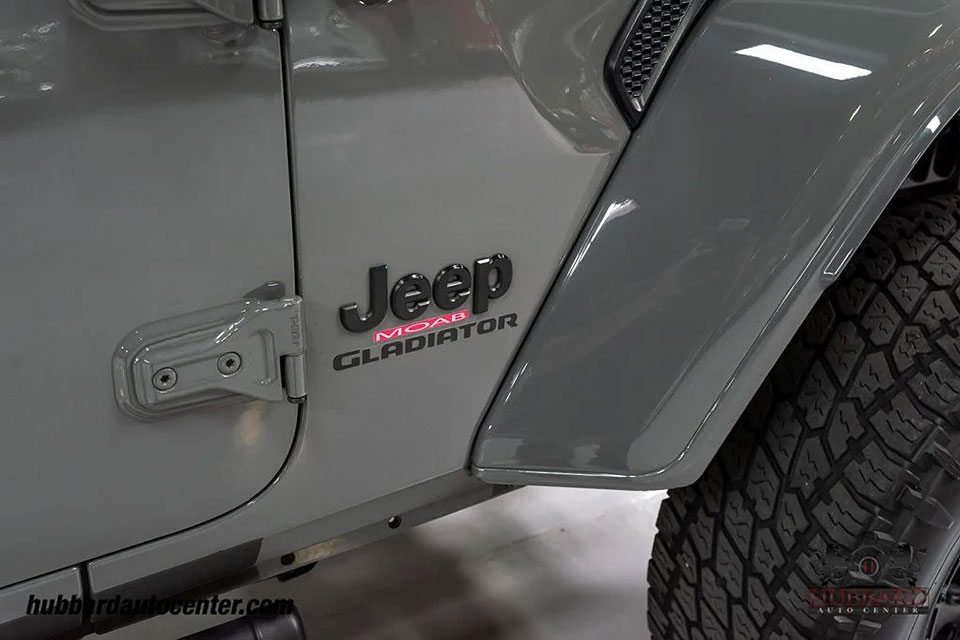 特選輸入車 Vol.708 ジープ グラディエーター スポーツ クルーキャブ 4x4（Jeep Gladiator Sport Crew Cab 4x4）｜本格カスタム多数のピックアップ｜米国中古車販売