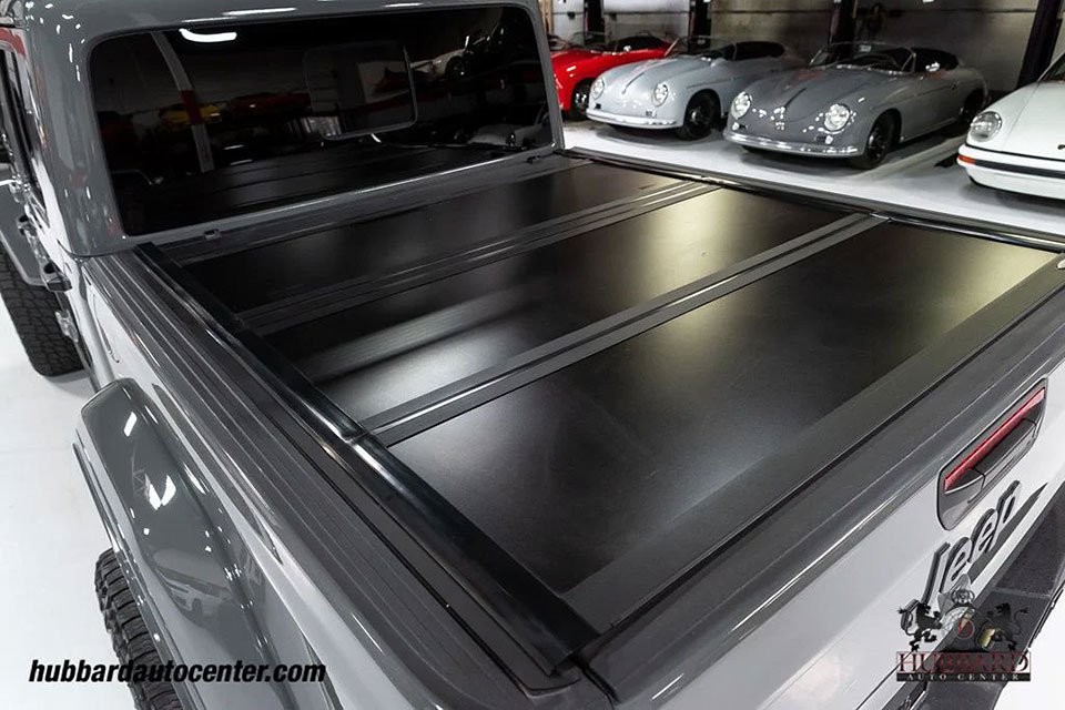 特選輸入車 Vol.708 ジープ グラディエーター スポーツ クルーキャブ 4x4（Jeep Gladiator Sport Crew Cab 4x4）｜本格カスタム多数のピックアップ｜米国中古車販売