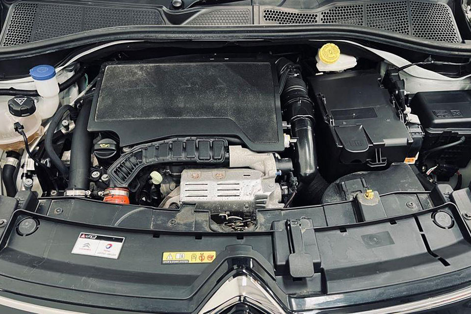 特選輸入車 Vol.710 シトロエン C4カクタス 1.2 ピュアテック130 フレイア EAT6（Citroën C4 Cactus 1.2 PureTech130 Flair EAT6） | デザインも乗り味もこれぞシトロエンの日本未導入モデル｜イギリス中古車販売