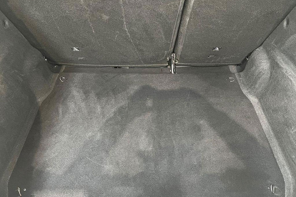 特選輸入車 Vol.710 シトロエン C4カクタス 1.2 ピュアテック130 フレイア EAT6（Citroën C4 Cactus 1.2 PureTech130 Flair EAT6） | デザインも乗り味もこれぞシトロエンの日本未導入モデル｜イギリス中古車販売