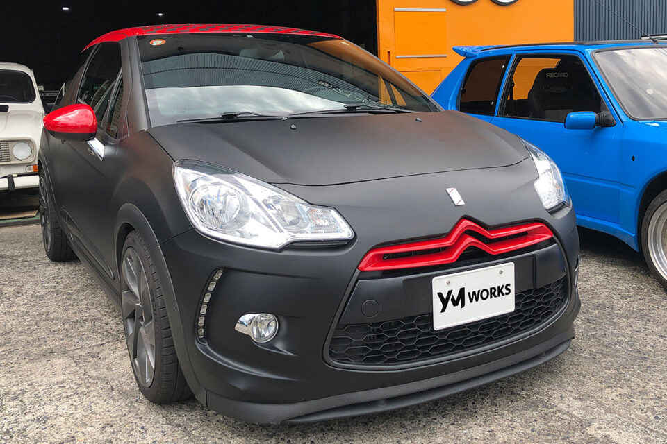 シトロエン DS3 レーシング セバスチャン ローブ エディション（Citroën DS3 Racing Sébastien Loeb Edition）の車検 | 大阪府大阪市のH様