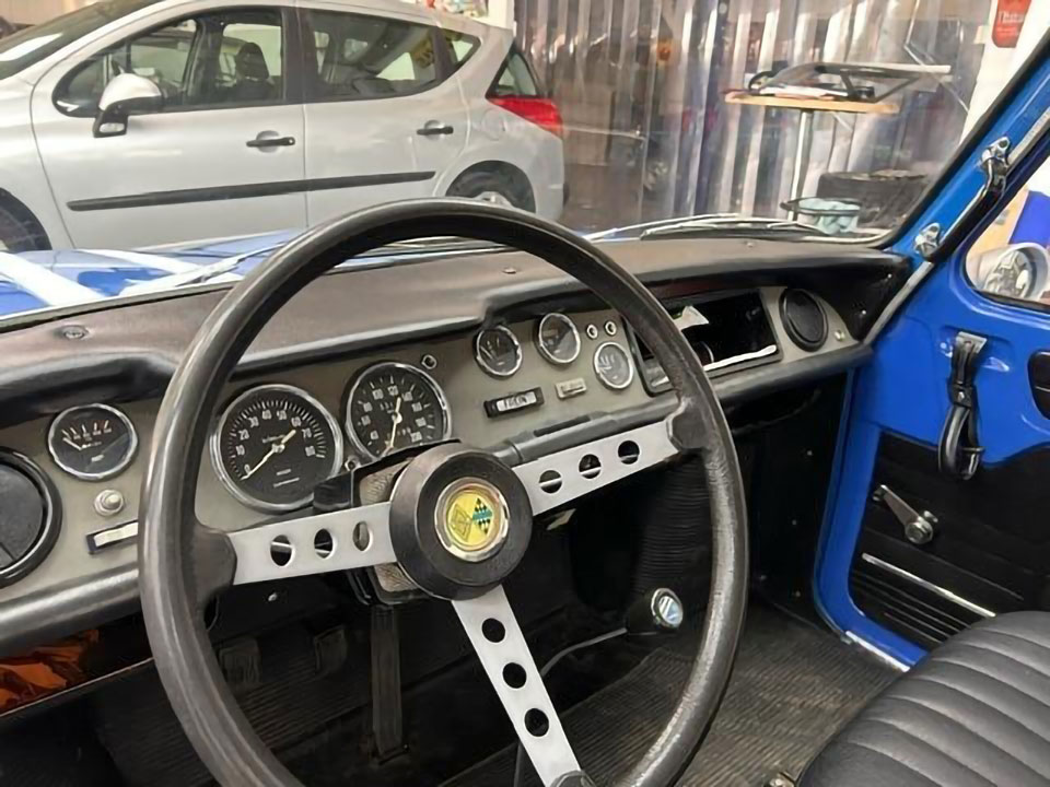 並行輸入中古車 Vol.718｜ルノー 8 ゴルディーニ R1135 1300（Renault 8 Gordini R1135 1300）｜魔術師が手掛けたフレンチ・ラリーレジェンド｜フランス在庫車販売
