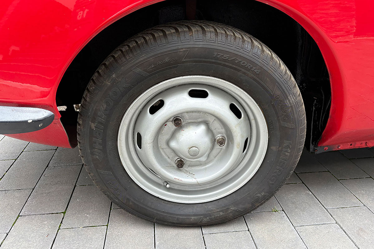 特選輸入車 Vol.719 マトラ 530 LX（Matra 530 LX） | ミサイルの名を冠した2+2ミドシップスポーツ｜ドイツ在庫車販売