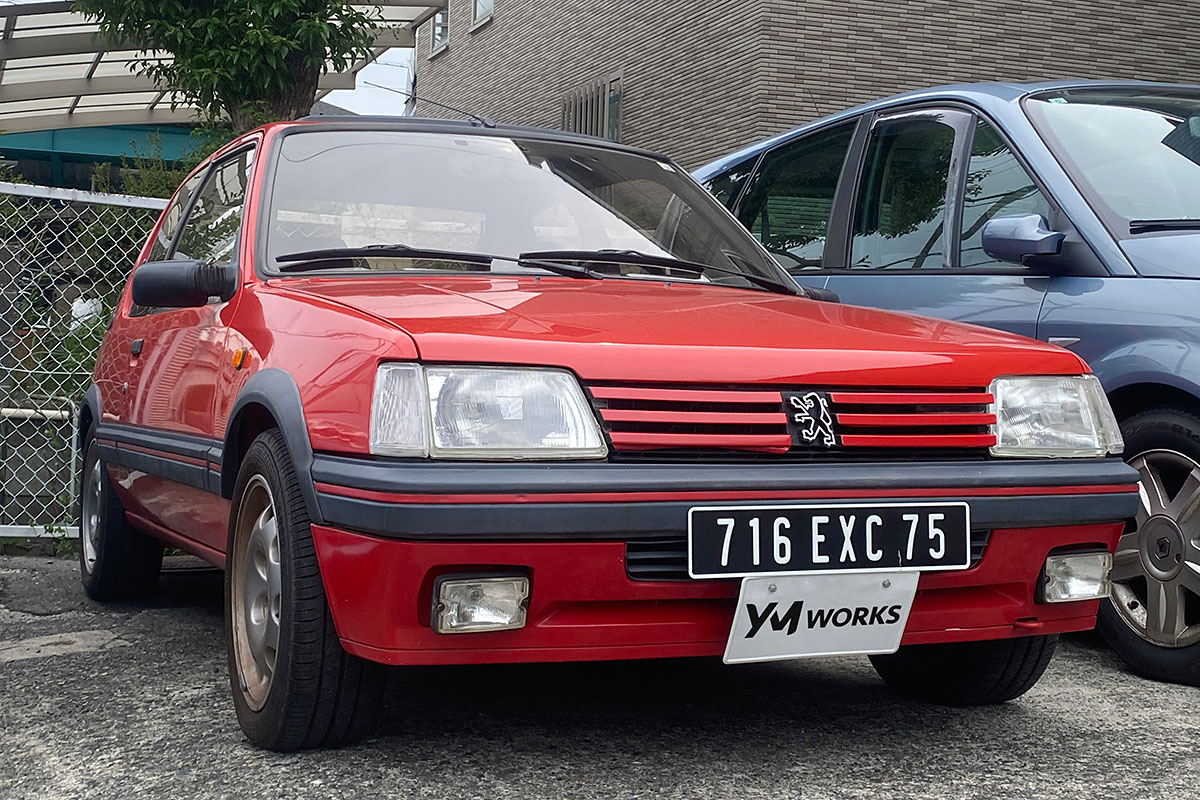 ビンテージ　PEUGEOT 赤 三輪車 プジョー 205GTI 1.9（Peugeot 205GTI 1.9）の車検｜兵庫県神戸市のM様