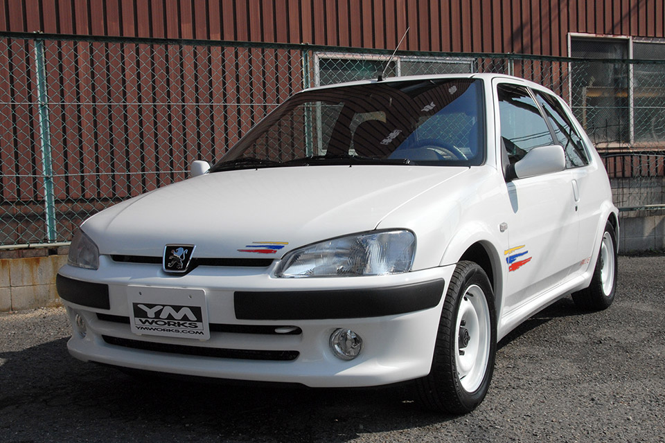 フルレストアされた106 Rallye 16v