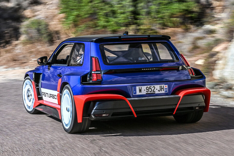 伝説の「ターボ」がBEVで蘇る。ドリフト専用モンスター ルノー 5 ターボ 3E(Renault 5 Turbo 3E)!