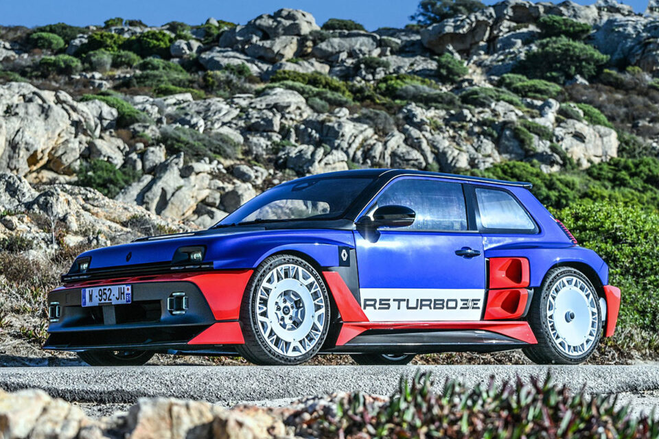 伝説の「ターボ」がBEVで蘇る。ドリフト専用モンスター ルノー 5 ターボ 3E(Renault 5 Turbo 3E)!