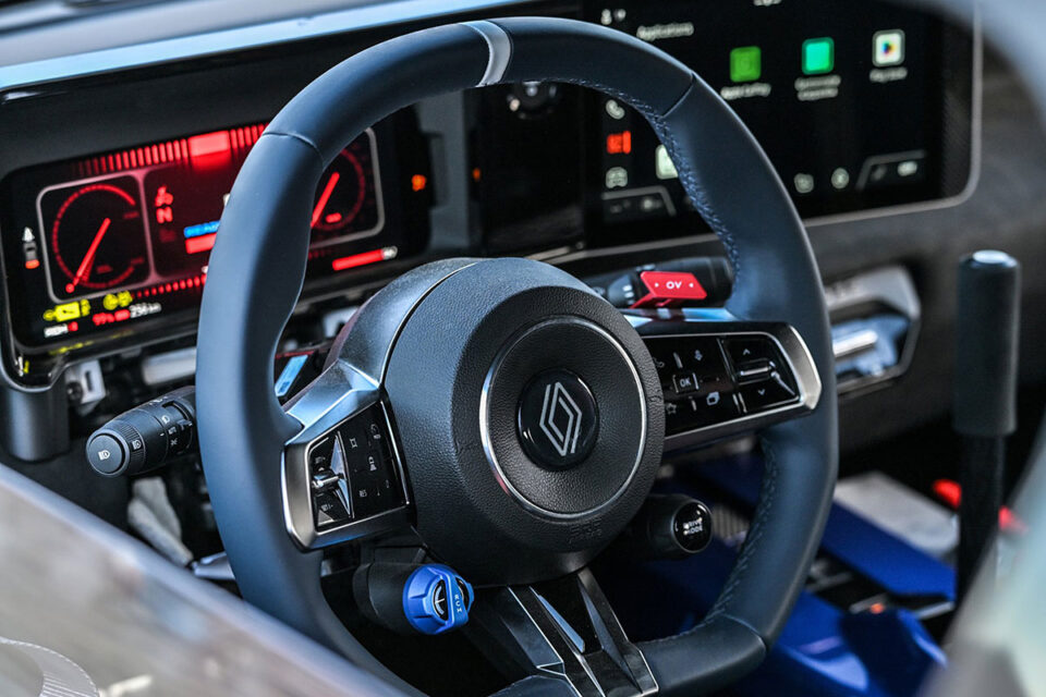 伝説の「ターボ」がBEVで蘇る。ドリフト専用モンスター ルノー 5 ターボ 3E(Renault 5 Turbo 3E)!