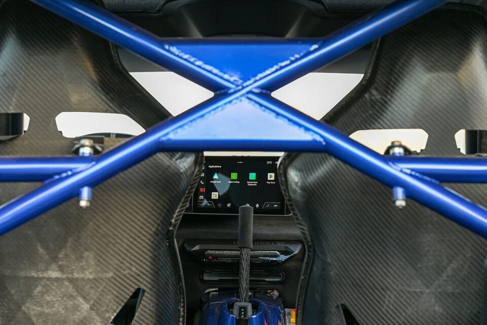 伝説の「ターボ」がBEVで蘇る。ドリフト専用モンスター ルノー 5 ターボ 3E(Renault 5 Turbo 3E)!