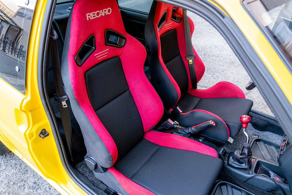 特別販売車両|プジョー 106S16(PEUGEOT 106S16)正規輸入車 左ハンドル|実用にも耐える唯一無二の世界観を持った名車