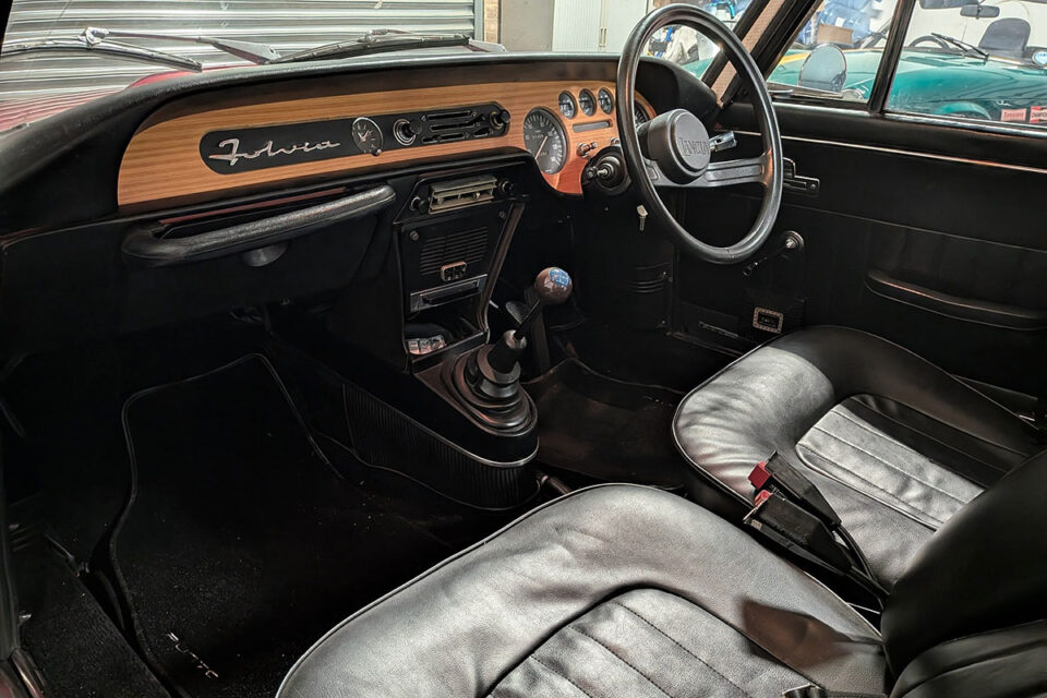 並行輸入中古車 Vol.720|ランチャ フルヴィア 1300S(Lancia Fulvia 1300S)1976