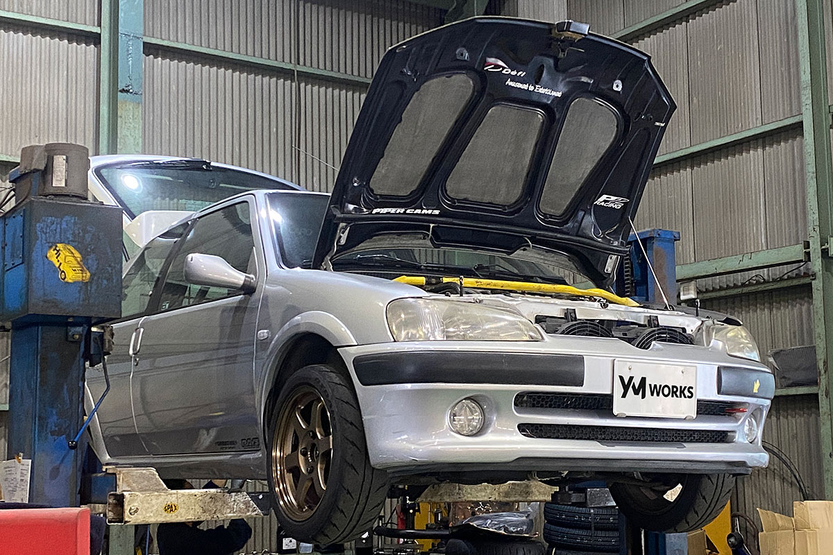 プジョー 106S16（Peugeot 106S16）の燃料系修理・エンジンオイル交換