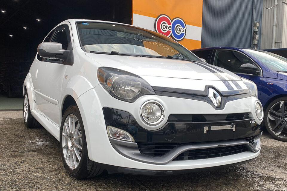 ルノー トゥインゴ ゴルディーニ R.S.（Renault Twingo Gordini R.S.）の車検｜大阪府高槻市のU様