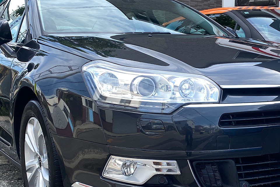 シトロエン C5 エクスクルーシブ(CITROEN C5 Exclusive)のヘッドライトコーティング他|兵庫県尼崎市のH様